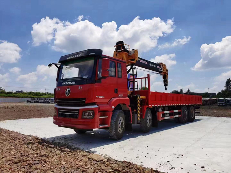 国六陕汽轩德前四后八随车吊