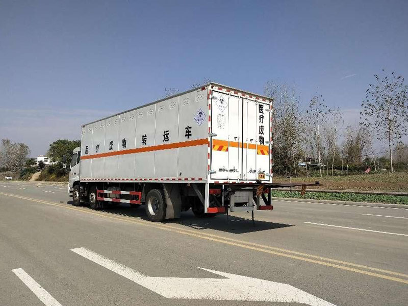 东风天锦小三轴15吨医疗废物转运车